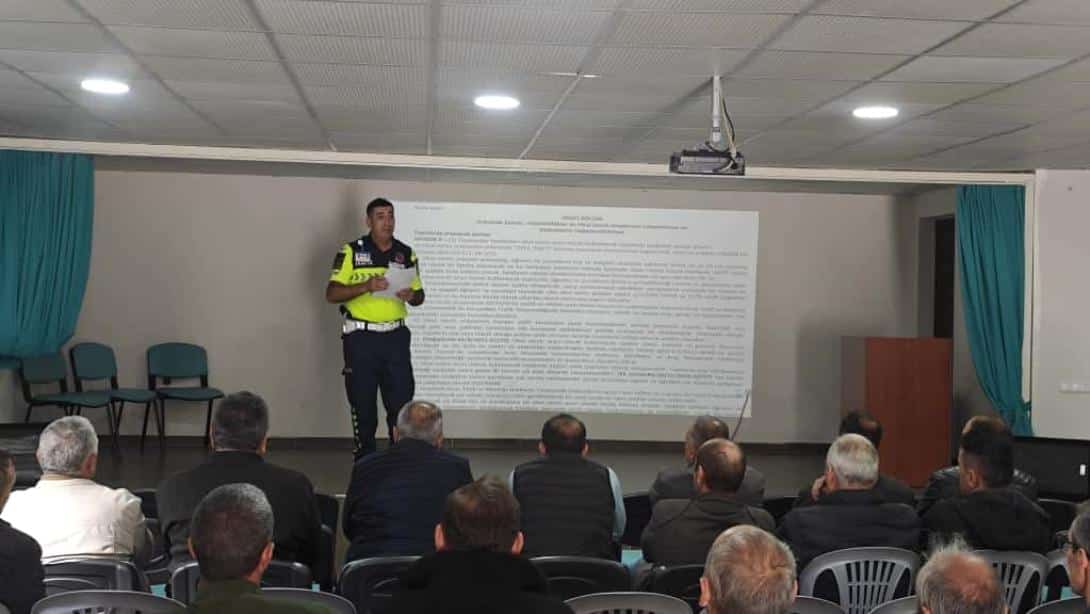 İLÇEMİZDE TAŞIMACILIK YAPAN ŞÖFÖRLERE EĞİTİM VERİLDİ.